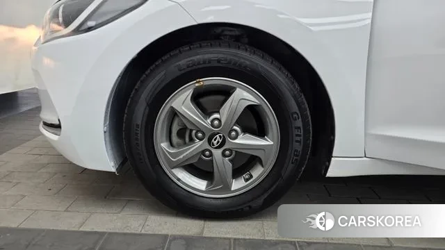 Hyundai Avante AD id 3666950 из Кореи 15