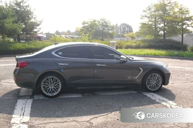 Genesis G70 id 3125886 из Кореи 15