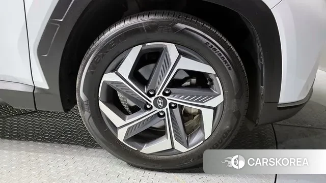 Hyundai Tucson (NX4) id 3788386 из Кореи 15