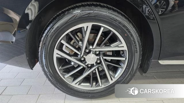 Hyundai The New Grandeur IG id 4518485 из Кореи 28