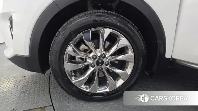 Kia The New Sorento id 3766823 из Кореи 15