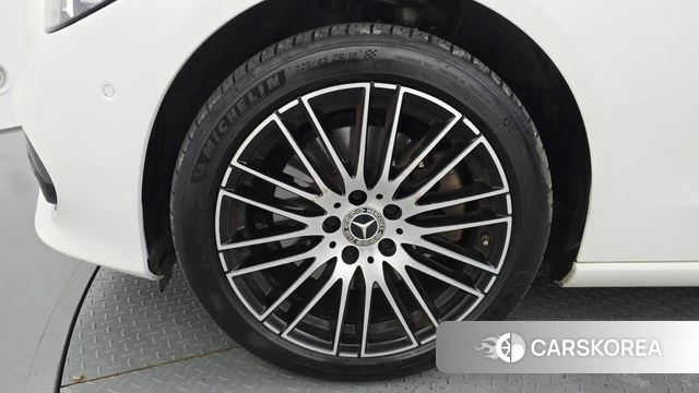 Mercedes-Benz C-Class W206 id 4736141 из Кореи 28