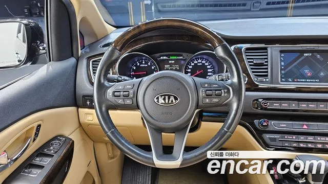 Kia The New Carnival id 2759385 из Кореи 15