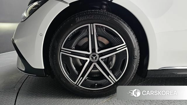 Mercedes-Benz EQE V295 id 4570926 из Кореи 27