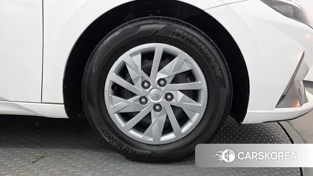 Hyundai Avante (CN7) id 3504316 из Кореи 15