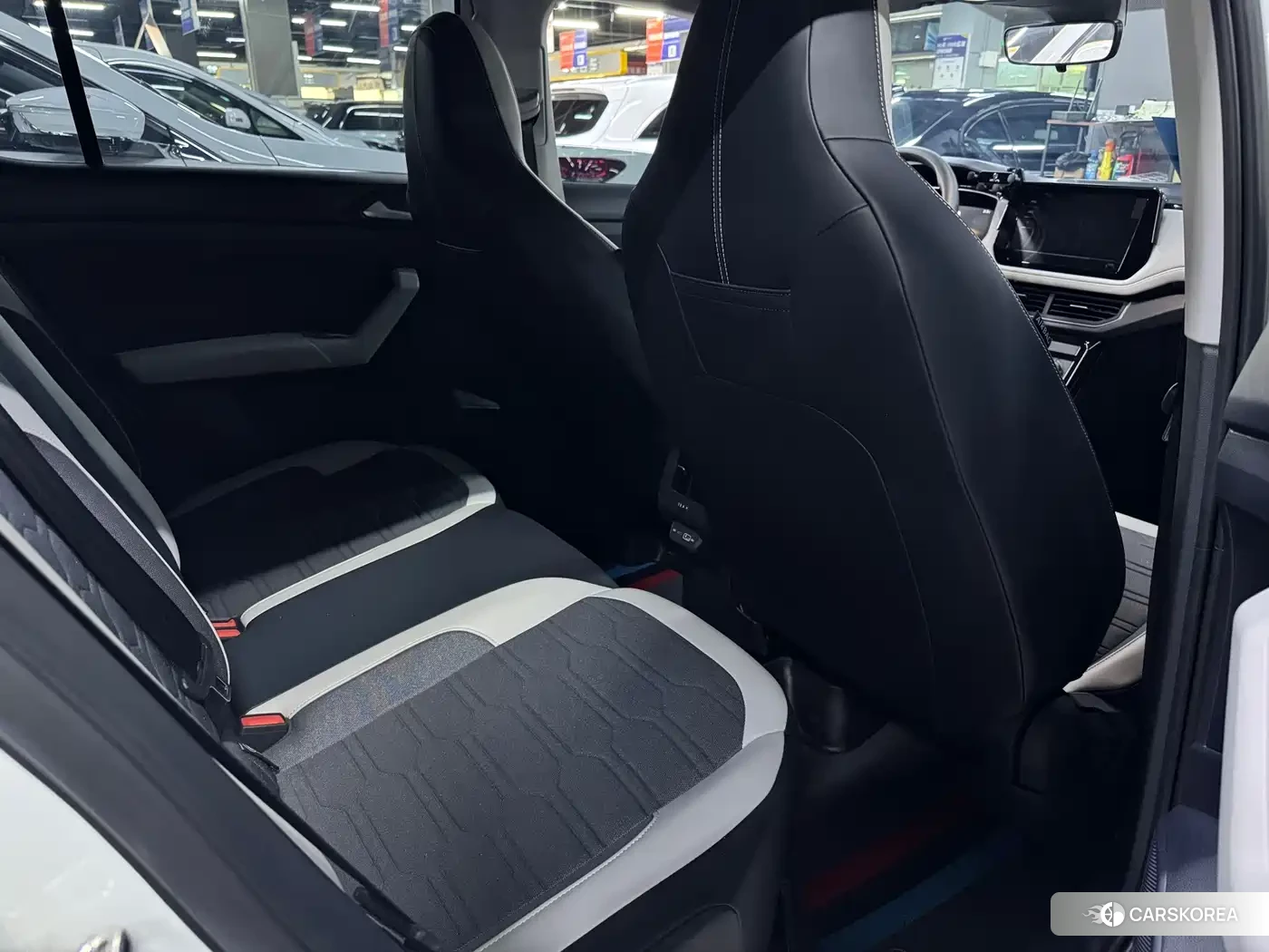 Volkswagen Tuyue id 4515463 из Китая 11