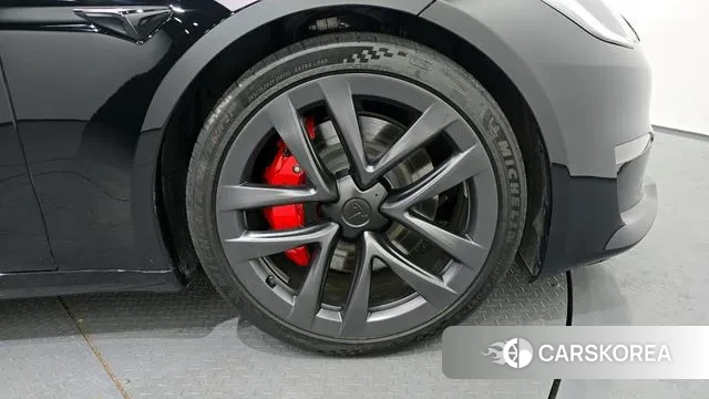 Tesla Model S id 3560665 из Кореи 15