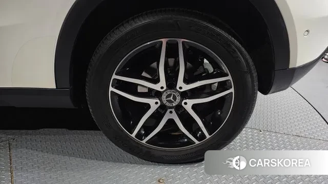 Mercedes-Benz GLA-Class X156 id 3748358 из Кореи 15