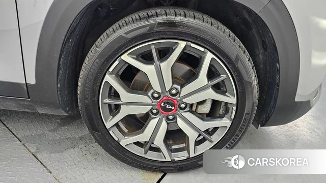 Kia Seltos id 4579991 из Кореи 15