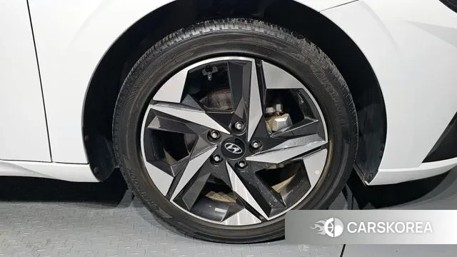 Hyundai Avante (CN7) id 3621855 из Кореи 15