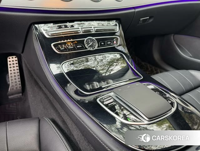 Mercedes-Benz E-class (imported) id 4256885 из Китая 11
