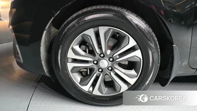 Kia The New Carnival id 3937083 из Кореи 15