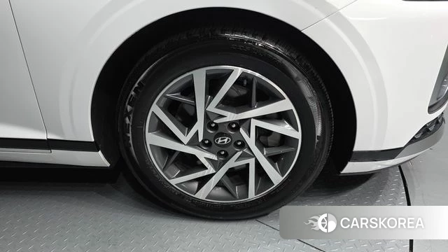 Hyundai Grandeur (GN7) id 3792870 из Кореи 15