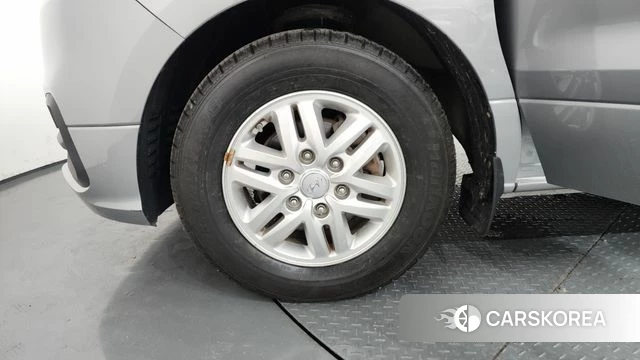 Hyundai The New Grand Starex id 4581798 из Кореи 15