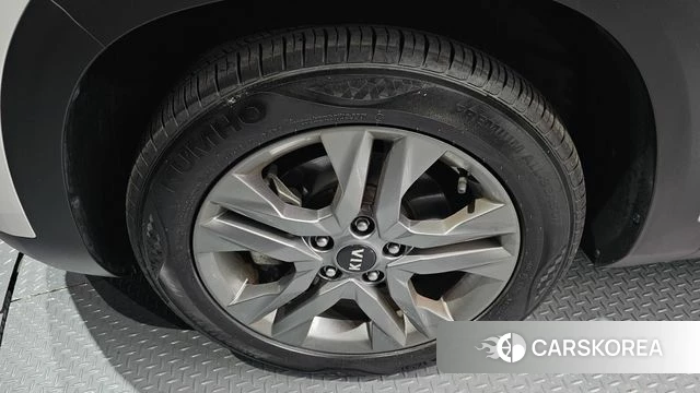 Kia Seltos id 4501734 из Кореи 15