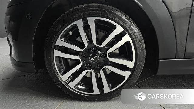 Mini Cooper S id 3933917 из Кореи 15