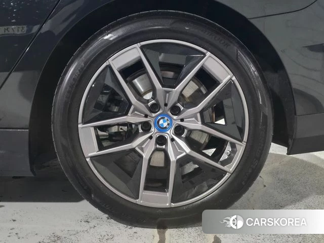 BMW 5 Series (G60) id 4725023 из Кореи 15