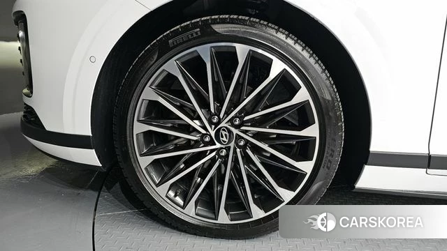 Hyundai Grandeur (GN7) id 3914170 из Кореи 15