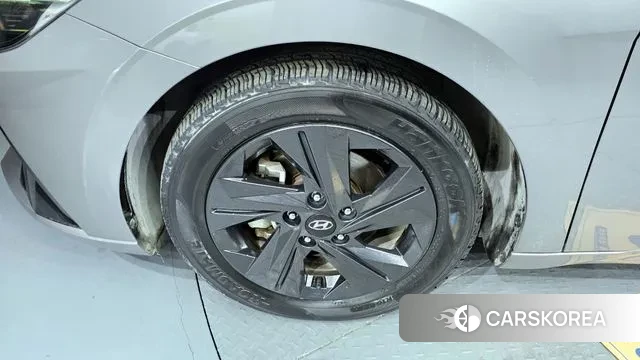 Hyundai Avante Hybrid (CN7) id 3650185 из Кореи 15