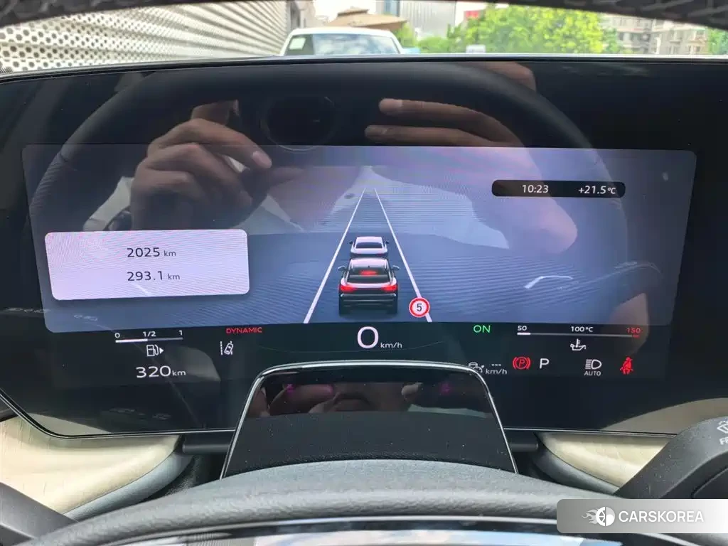 Audi Q5L id 4664397 из Китая 17