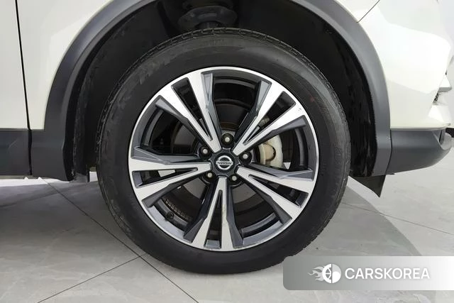 Nissan Qashqai id 4273352 из Китая 12