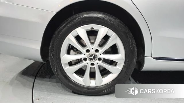 Mercedes-Benz C-Class W205 id 4317875 из Кореи 33