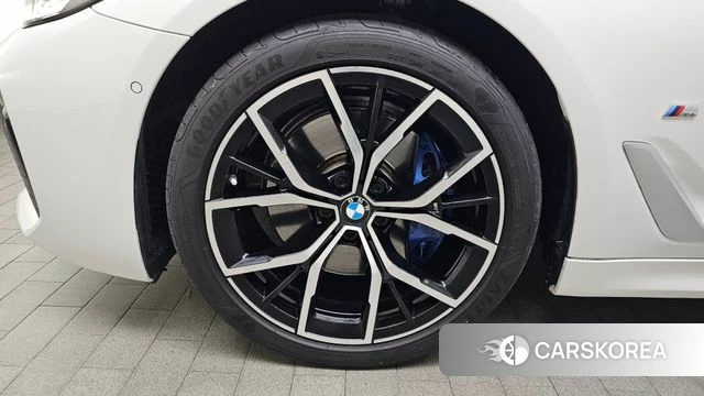 BMW 5 Series (G30) id 4613204 из Кореи 28
