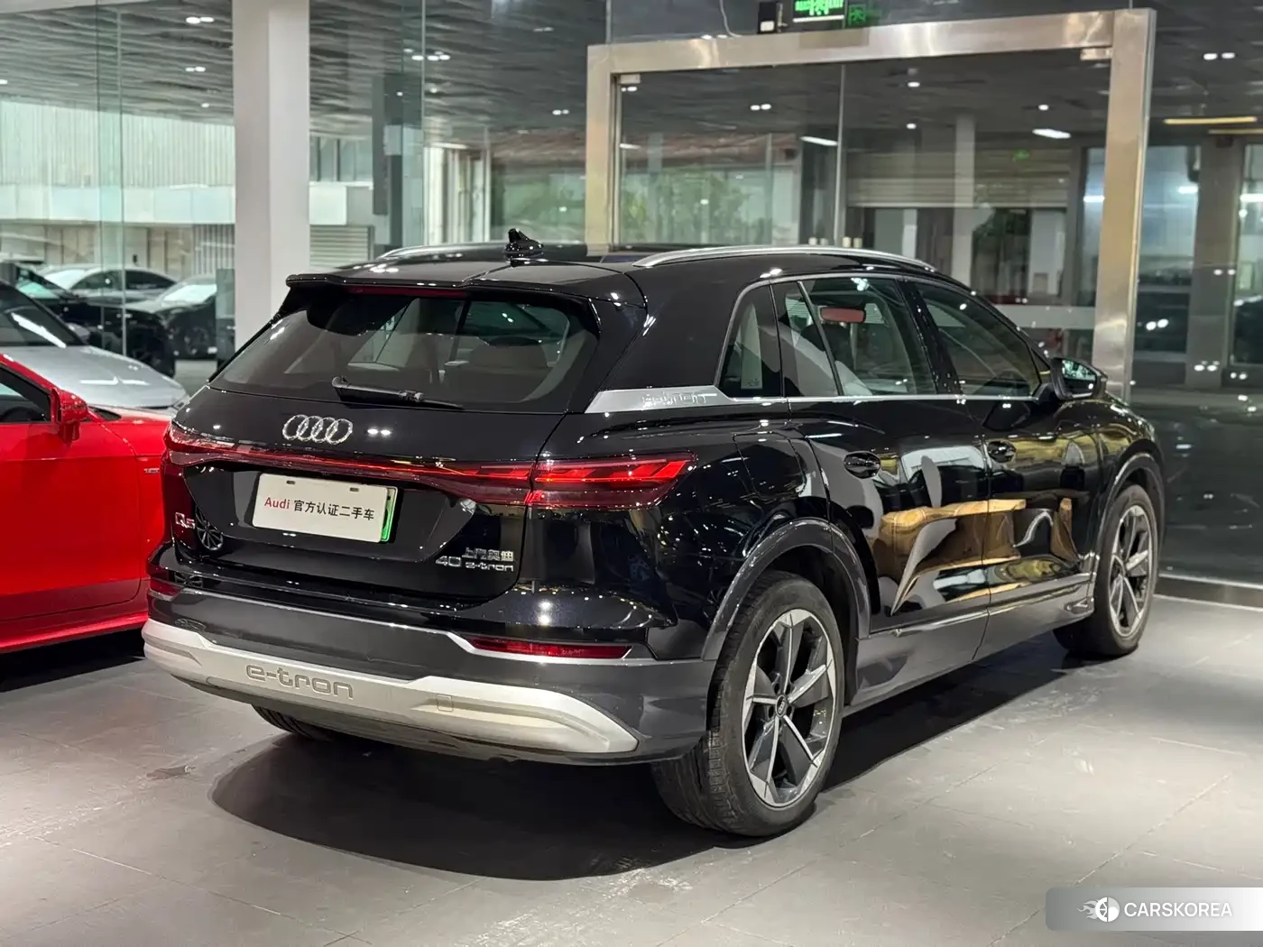 Audi Q5 e-tron 2024 Черный из Китая, фото 6