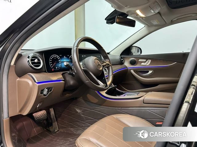 Mercedes-Benz E-class id 4279252 из Китая 17