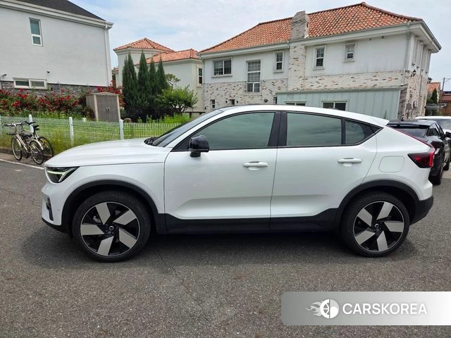 Volvo C40 Richards 2024 Белый из Кореи, фото 5