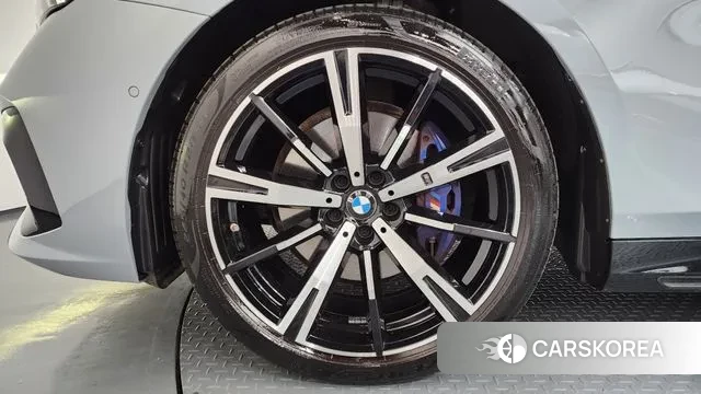 BMW 5 Series (G60) id 3462427 из Кореи 15