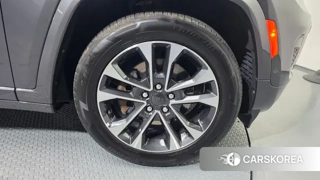 Jeep Grand Cherokee (WL) id 3740423 из Кореи 15