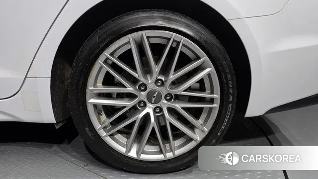 Genesis G70 id 3682223 из Кореи 15