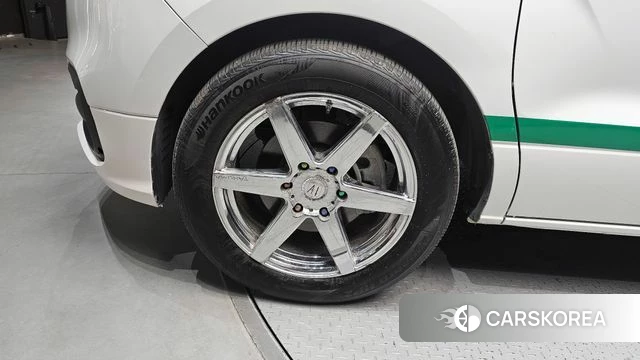 Hyundai The New Grand Starex id 4232342 из Кореи 25