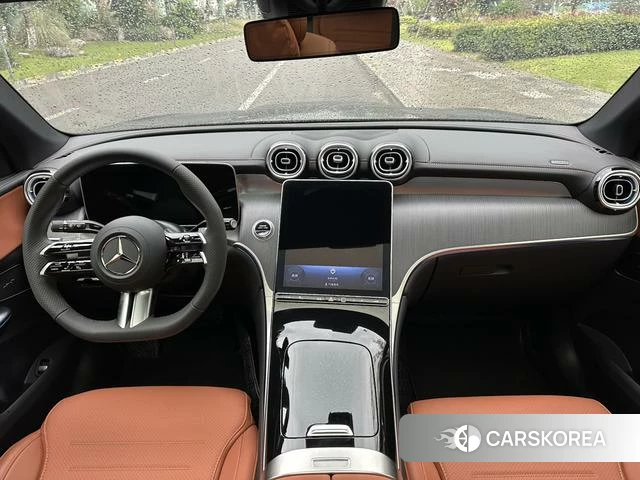 Mercedes-Benz GLC 2024 Черный из Китая, фото 6