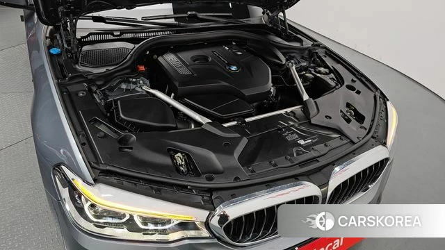 BMW 5 Series (G30) id 4225347 из Кореи 27