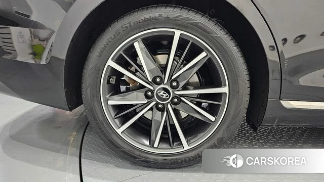 Hyundai The New Grandeur IG id 4603827 из Кореи 25