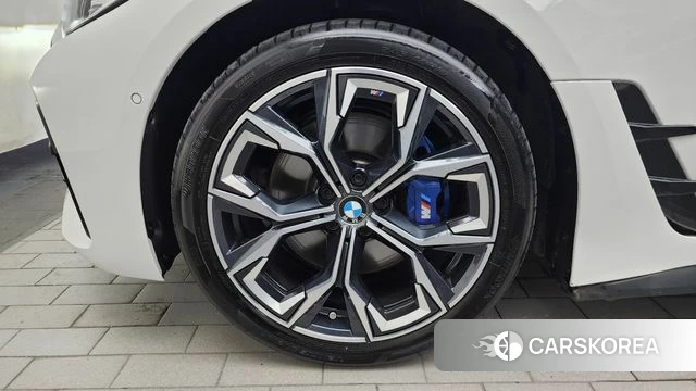 BMW 4 Series (G22) id 4602386 из Кореи 29