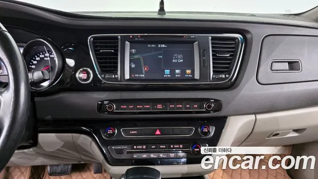 Kia All New Carnival id 2526413 из Кореи 15