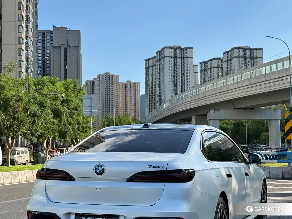 BMW 7 series id 4679514 из Китая 8