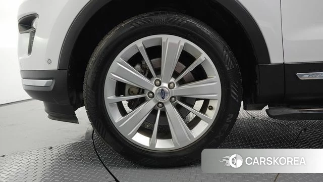 Ford Explorer id 4632884 из Кореи 15
