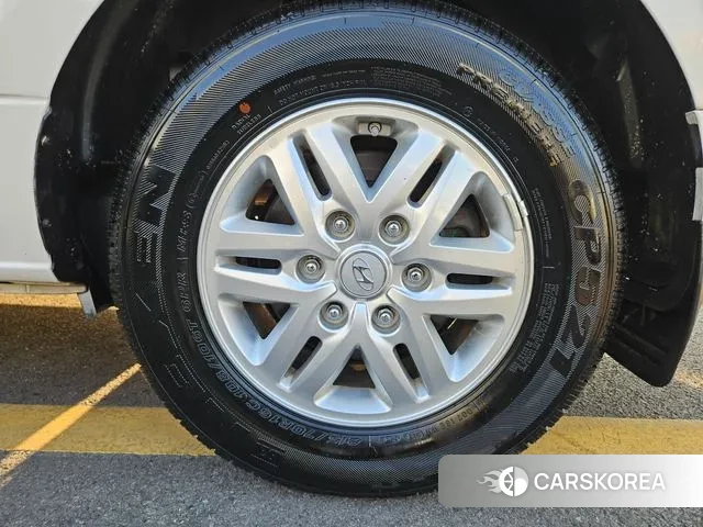 Hyundai The New Grand Starex id 3583110 из Кореи 15