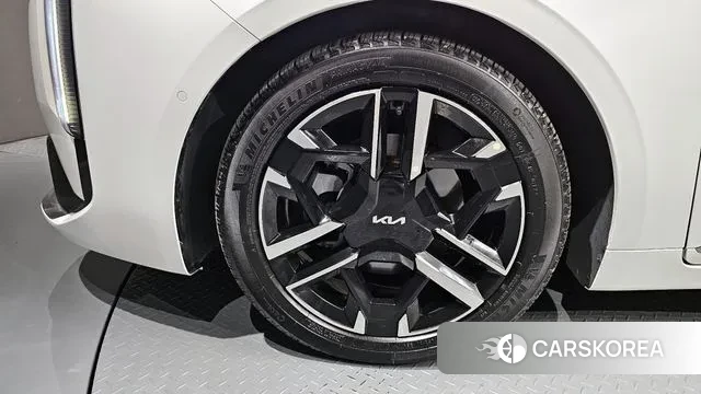 Kia The New K8 Hybrid id 3441929 из Кореи 15