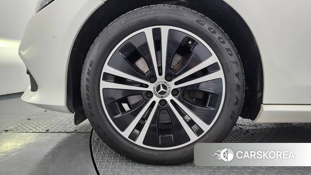 Mercedes-Benz E-Class W213 id 4764715 из Кореи 28