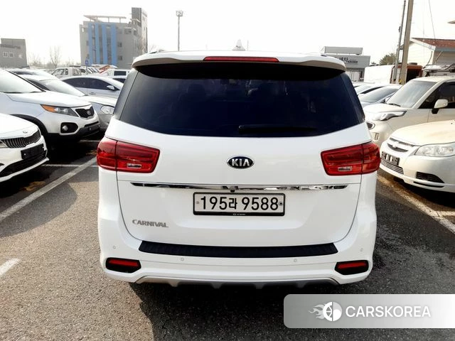 Kia The New Carnival id 3867142 из Кореи 11