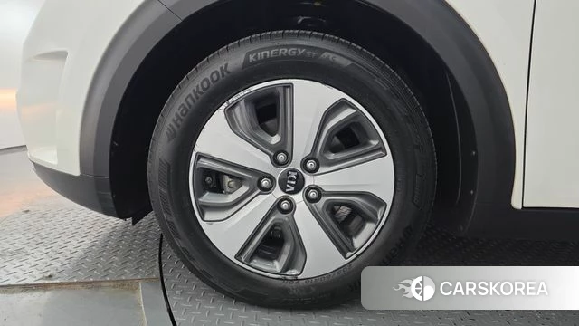 Kia Niro id 4305227 из Кореи 15
