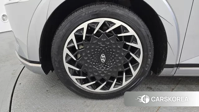 Hyundai Ionic 5 id 3645672 из Кореи 15