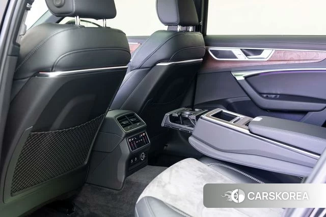 Audi A6L id 4210302 из Китая 21