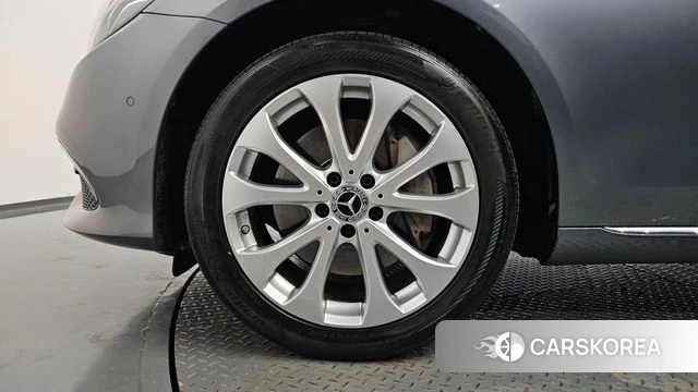 Mercedes-Benz E-Class W213 id 4728019 из Кореи 32
