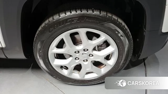 Jeep Renegade id 3284332 из Кореи 15